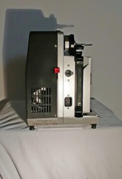Projektor Bauer P6 automatic TS (Rückansicht)