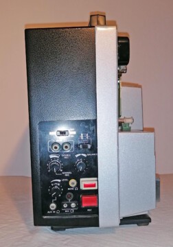 Elmo Sound ST-1200 HD magnetic & optical 2-Track (Rückansicht mit Anschlüssen)