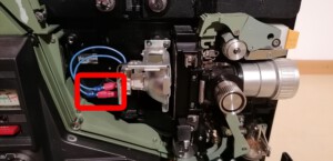 Bild der benutzten Flachstecker und Flachbuchsen an der Lampenfassung GX5,3